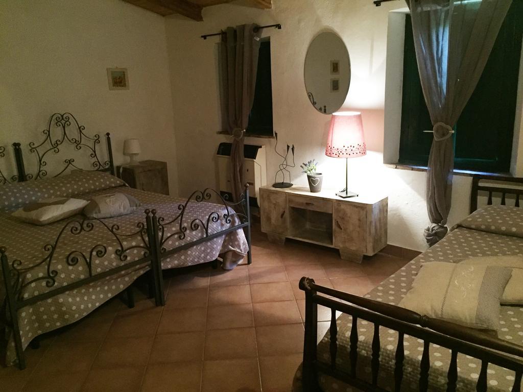 Agriturismo Le Colline モンテスクダイオ エクステリア 写真