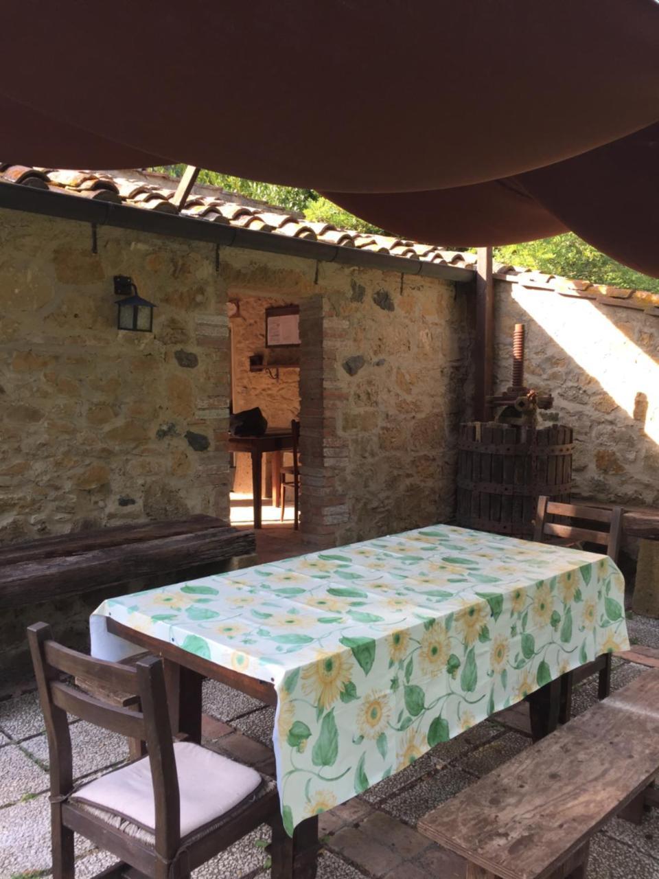 Agriturismo Le Colline モンテスクダイオ エクステリア 写真